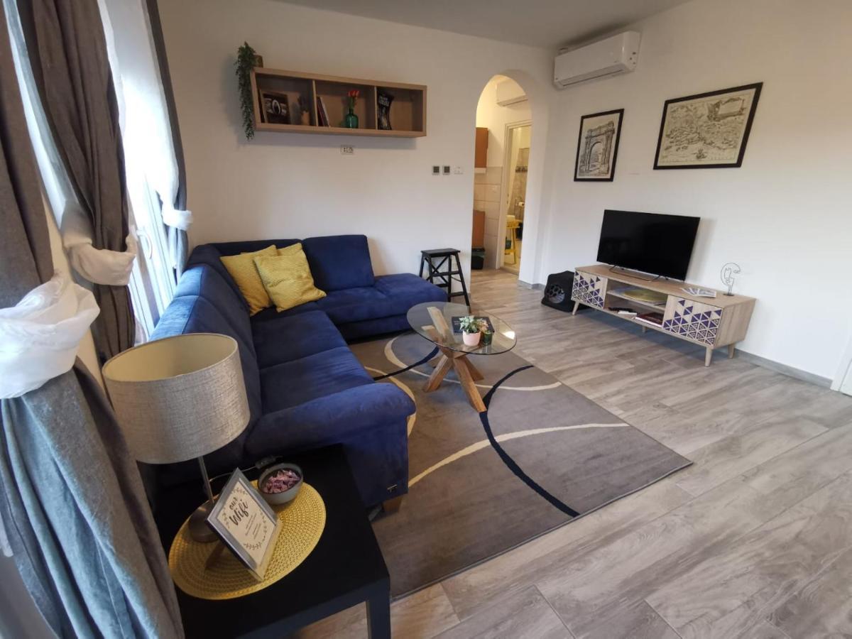 Apartments Bonvenon2Center Pula Luaran gambar