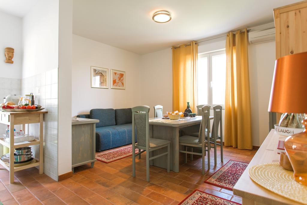Apartments Bonvenon2Center Pula Luaran gambar